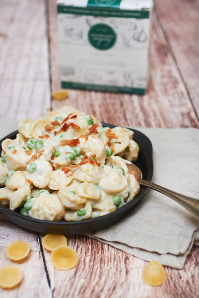 Creamy orecchiette with peas and vegan bacon