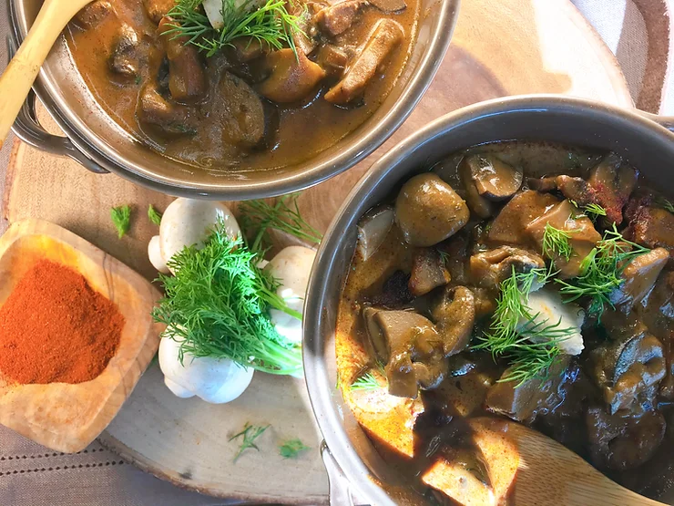 Vegan Hungarian Mushroom Soup