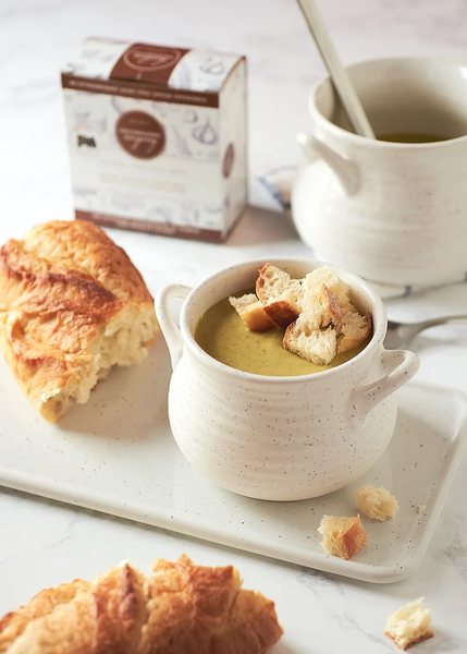 Soupe de brocoli au cheddar à la mijoteuse