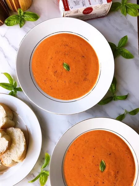 Soupe de tomates rôties et de poivrons rouges