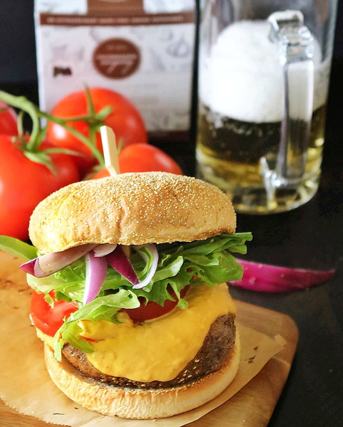 Burger au cheddar vieilli à la bière